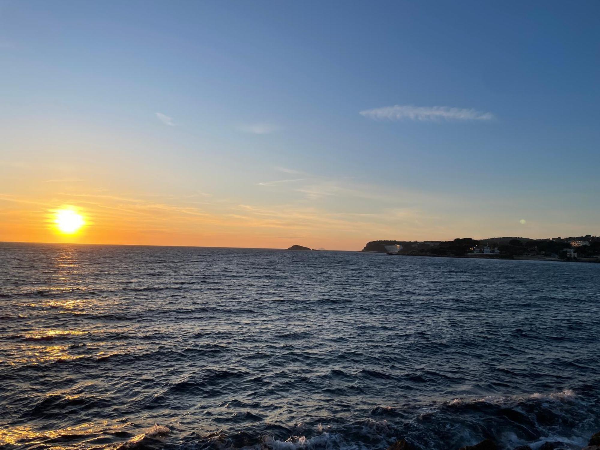 Appartamento 21 - Tres Agreable Rdc Avec Terrasse Et Parking Bandol Esterno foto